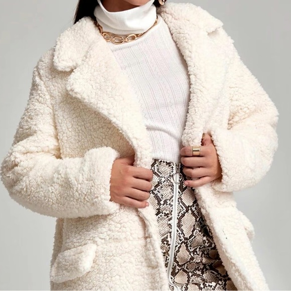 Size L Ivory BOHO lapel collar button front faux pockets lined plush Teddy coat - Picture 6 of 16
